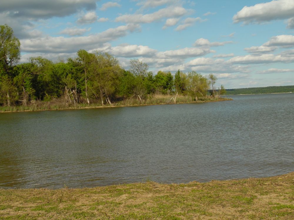 Scenic view of Joe Pool Lake