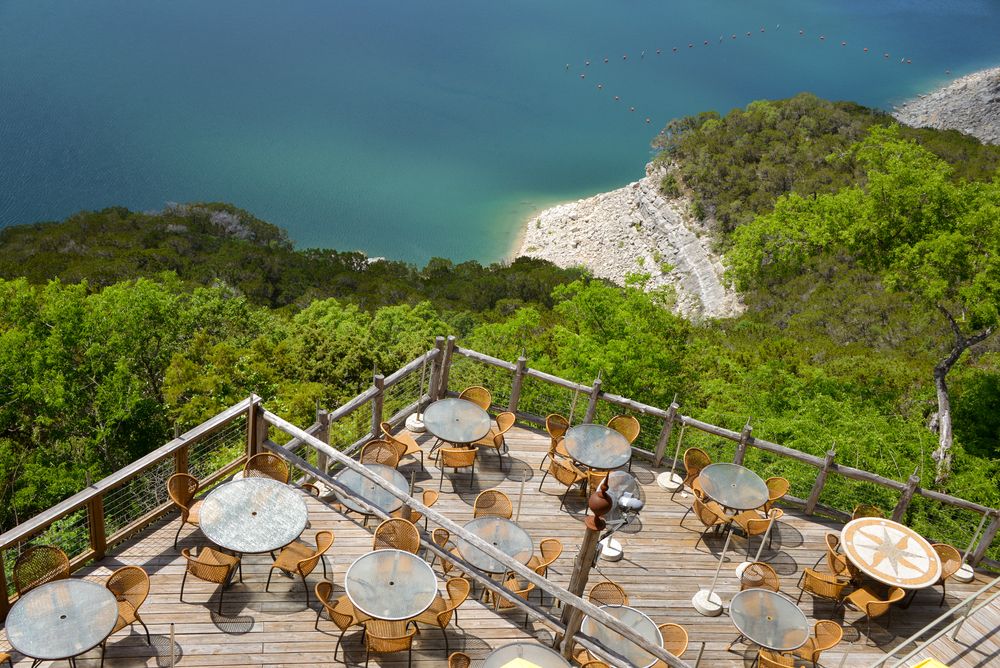 Tables and chairs of the Oasis