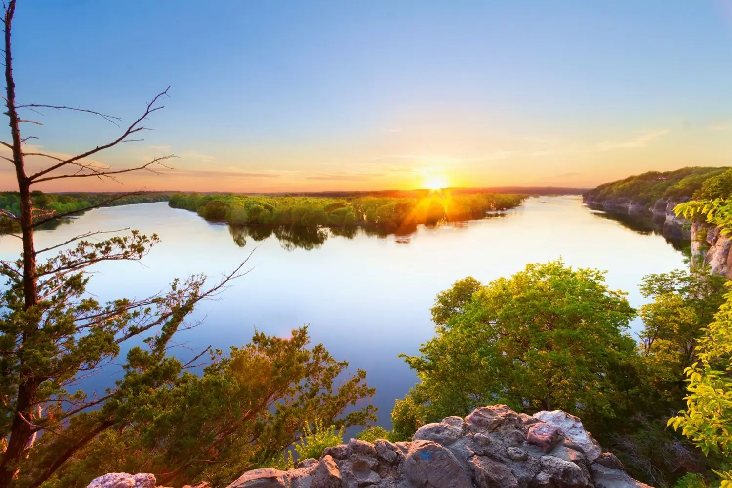 15 Best Things to Do in Lake of the Ozarks