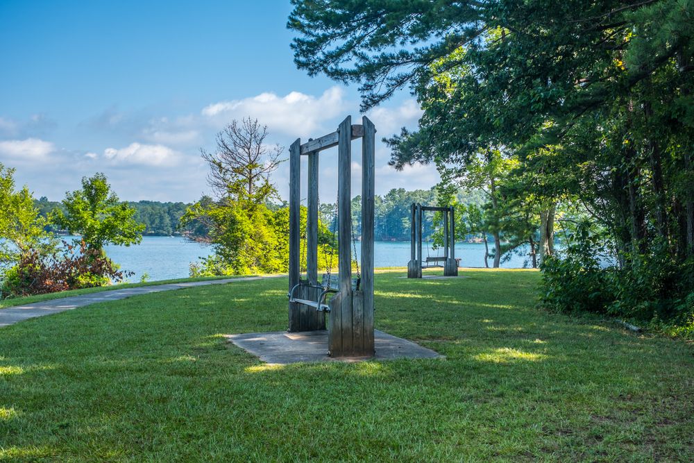 An empty bench at Lake Lanier’s park