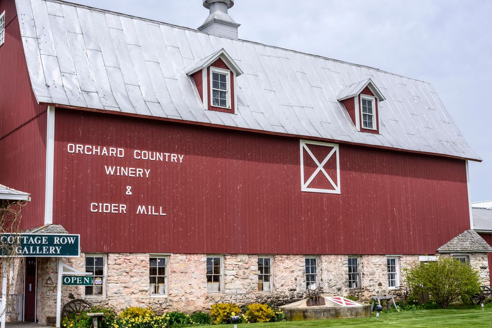 Red exterior of Lautenbach's Orchard Country Winery & Market