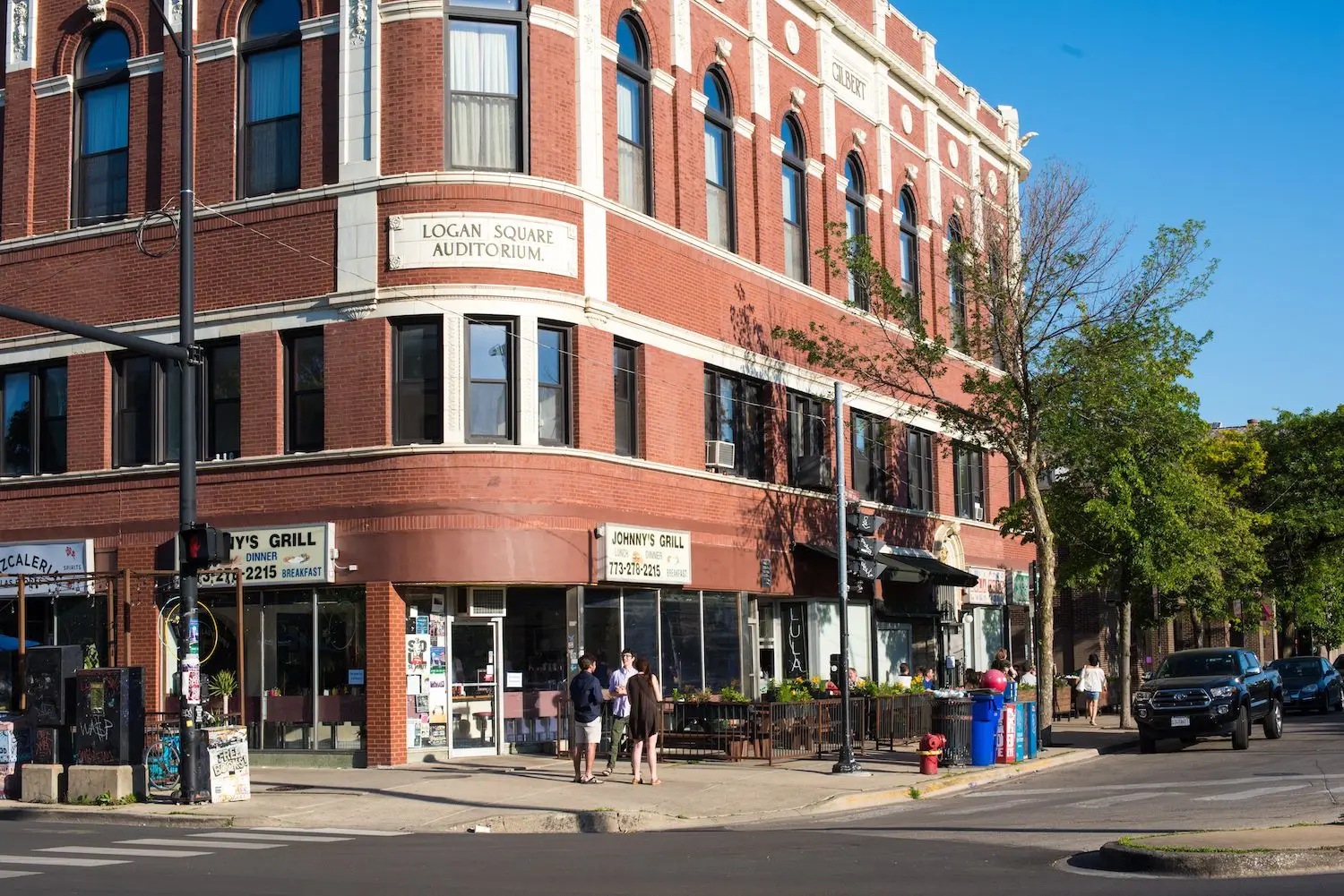 15 Best Things to Do in Logan Square, IL
