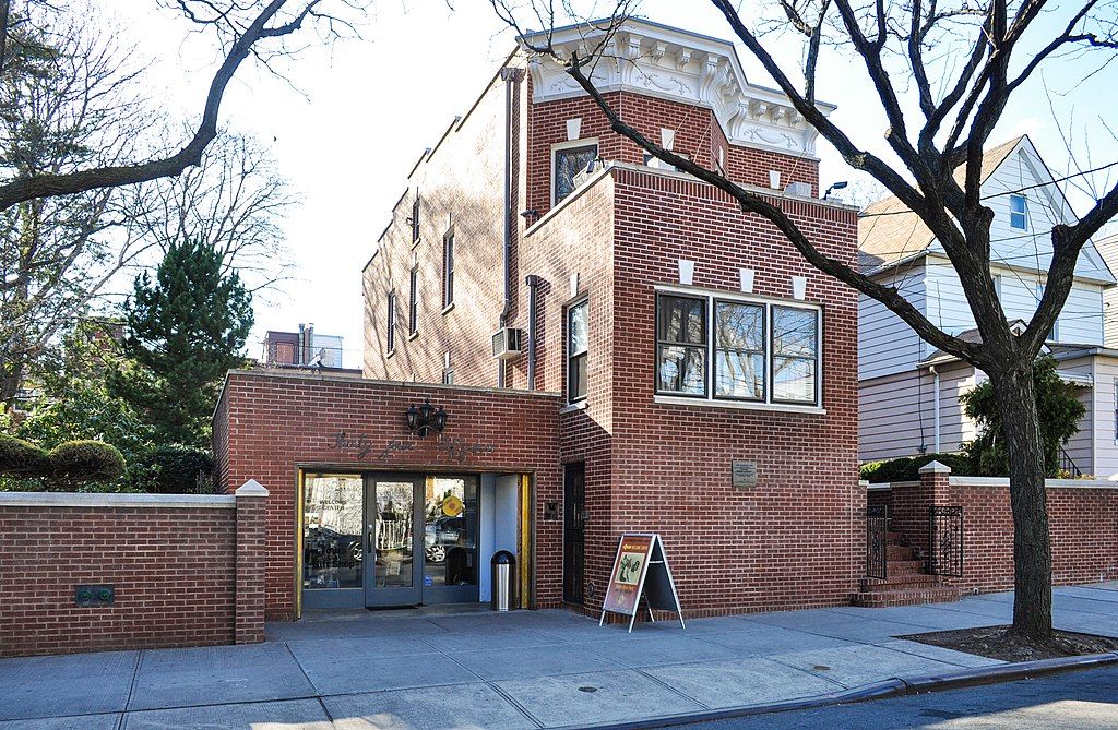 Exterior of Louis Armstrong Home Museum