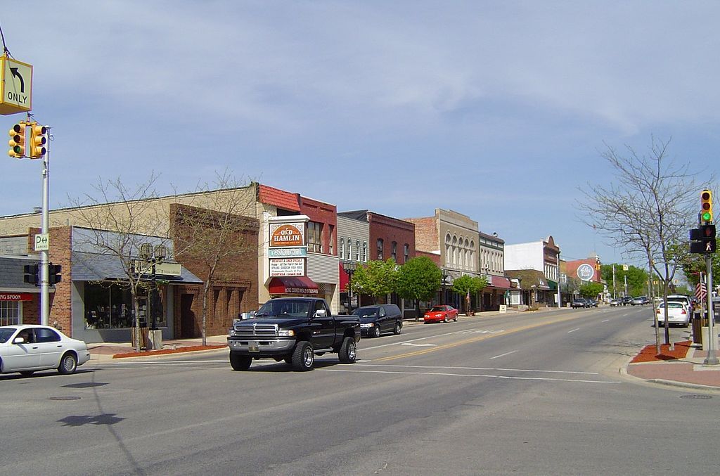 Street view of Ludington Downtown