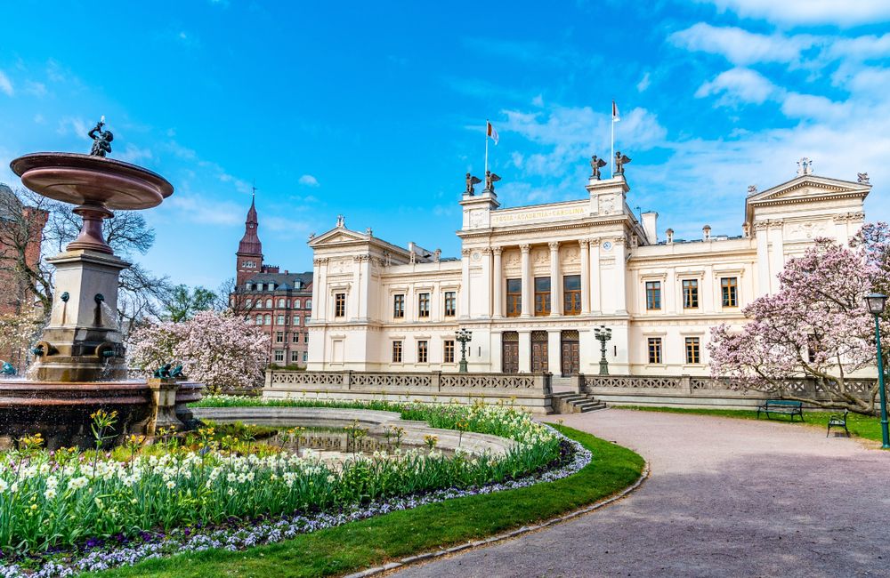 Stunning fountain and garden at Lund University