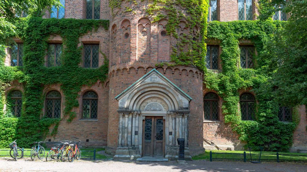 Medieval building in Lundagard Park