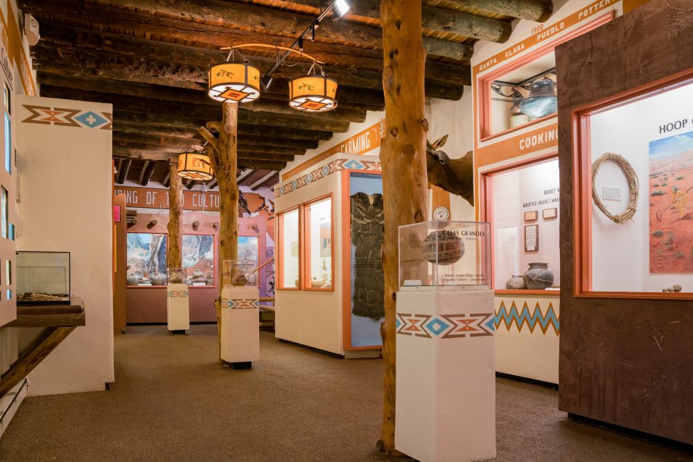 Exhibits at Manitou Cliff Dwellings Museum