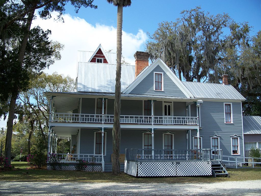 Side view of May-Stringer House