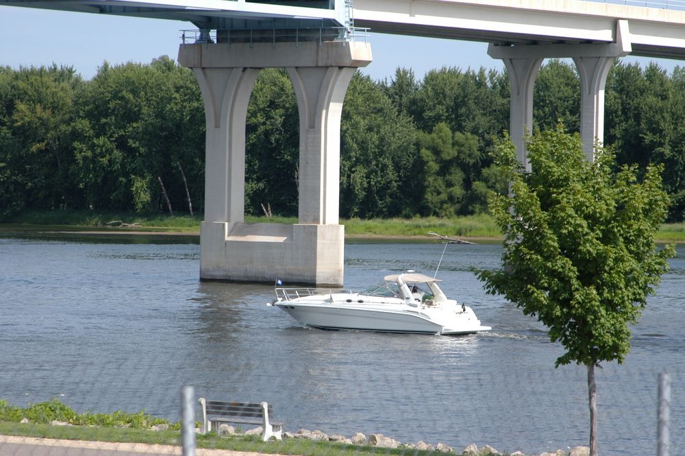 Boating at Mississippi River