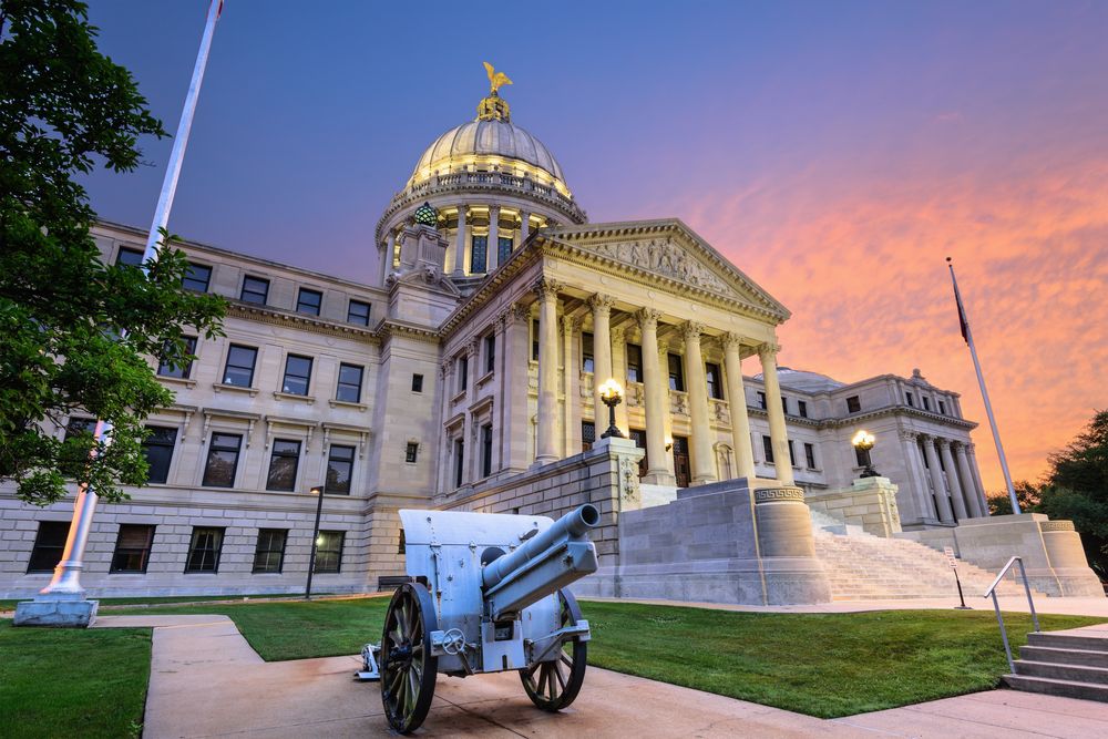 Exterior view of Mississippi State Capitol