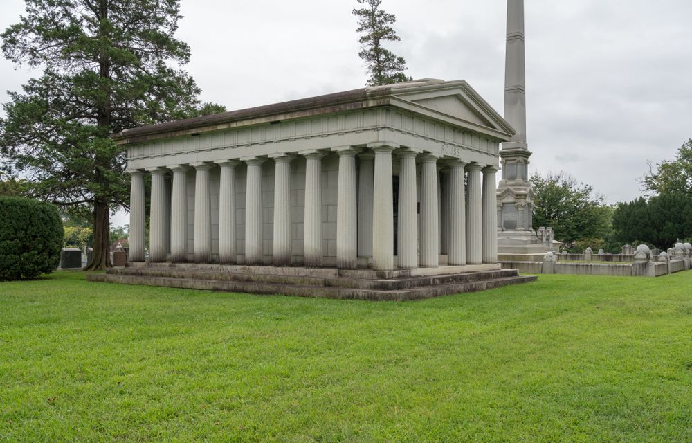 Rouss tomb in Mount Hebron Cemetery
