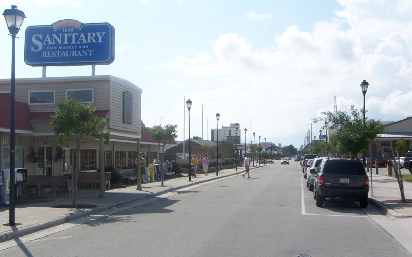Road of Morehead City Waterfront