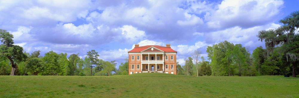 Front exterior and landscape of Drayton Hall