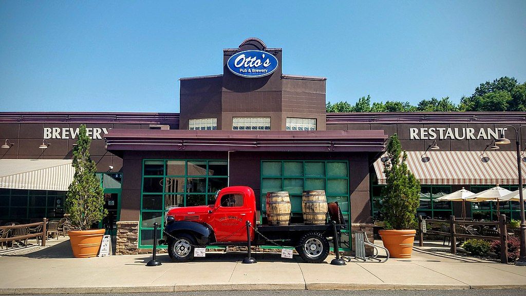 Exterior of Otto’s Pub and Brewery