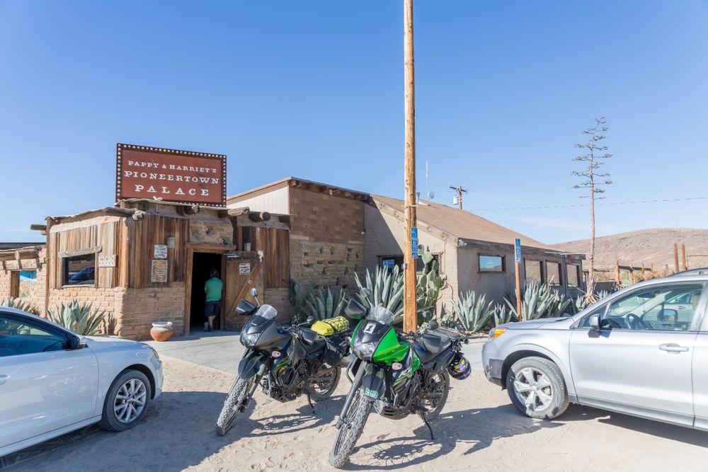Exterior view of Pappy & Harriet’s Pioneertown Palace