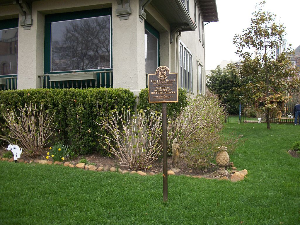 Frontyard of Pauline Felix House