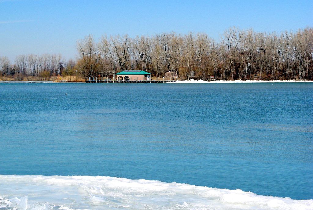 The waters of Peche Island