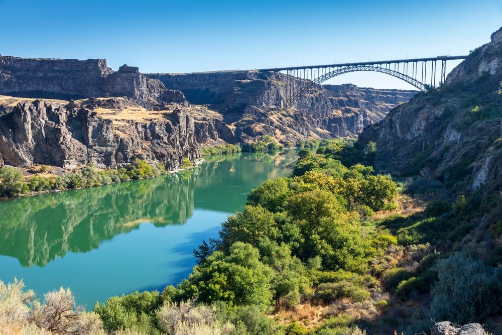 Gorgeous view of Perrine Memorial Bridge