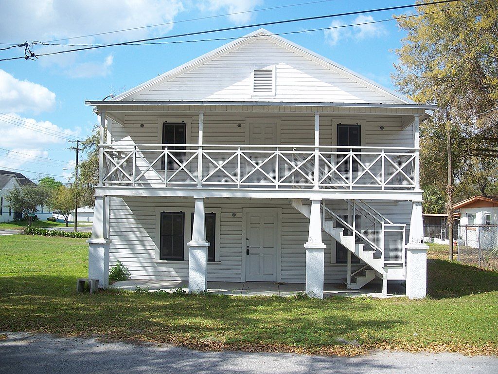 Front view of Bing Rooming House African American Museum