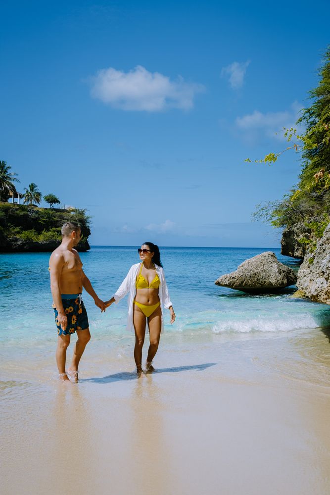 A couple enjoying at Playa Lagun