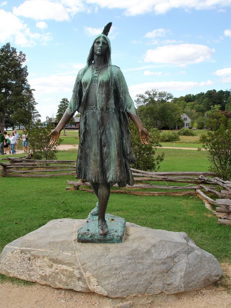 Pocahontas Statue