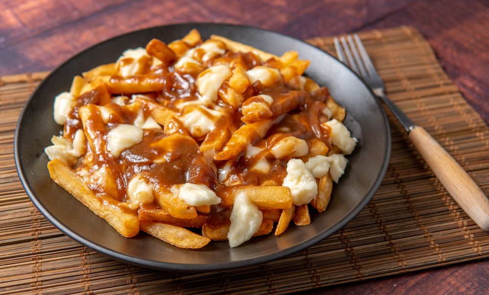 A plate of Poutine