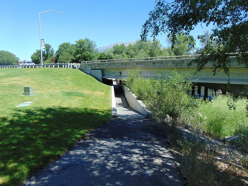 Walking trail at Provo River Parkway Trail