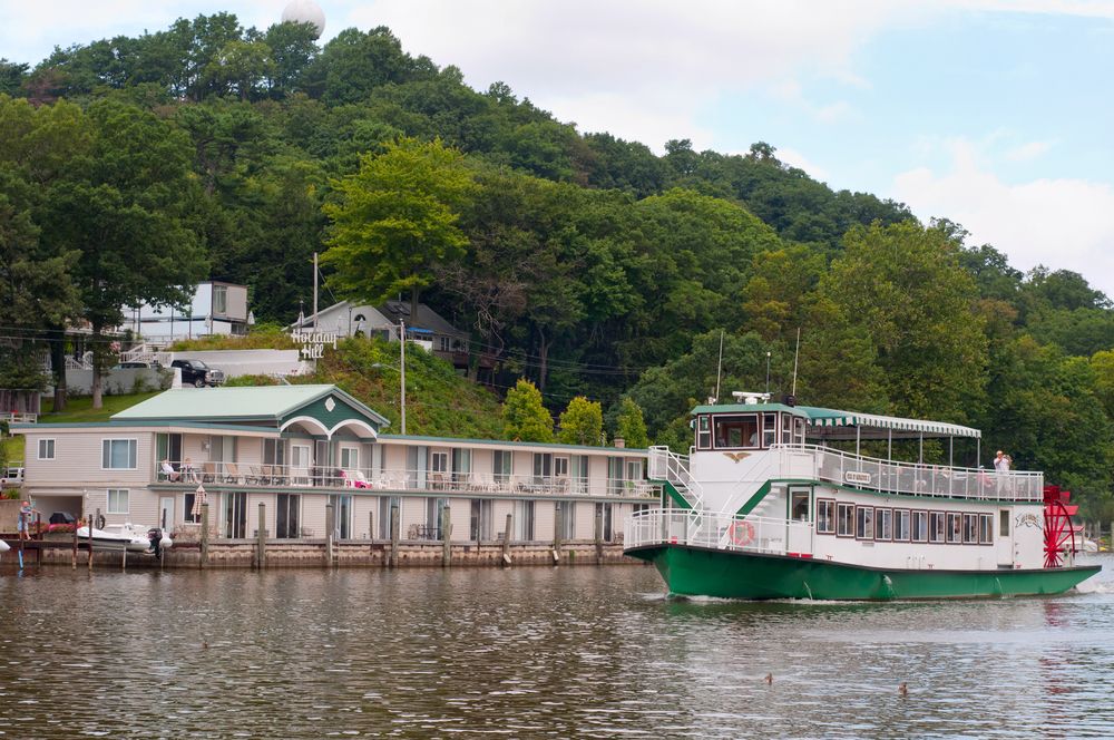 River Cruise in Saugatuck