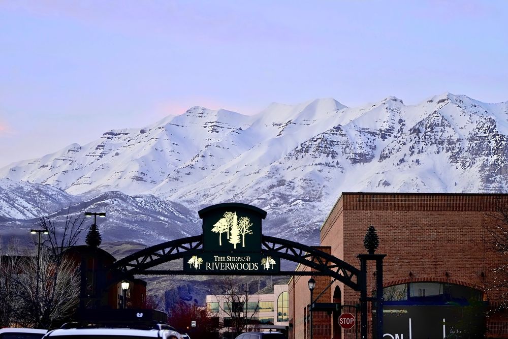 Entrance arch of Riverwoods in Provo