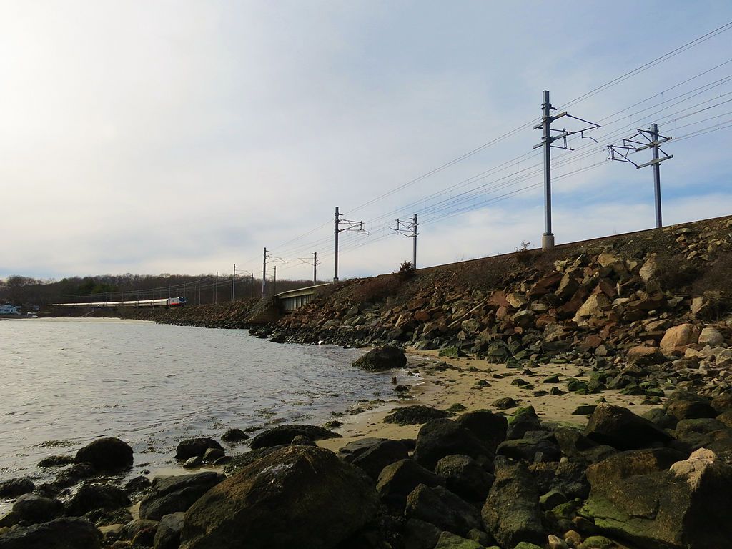Rocky shoreline at Rocky Neck State Park