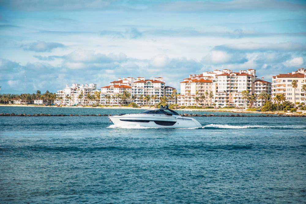Cruising the waters of Miami