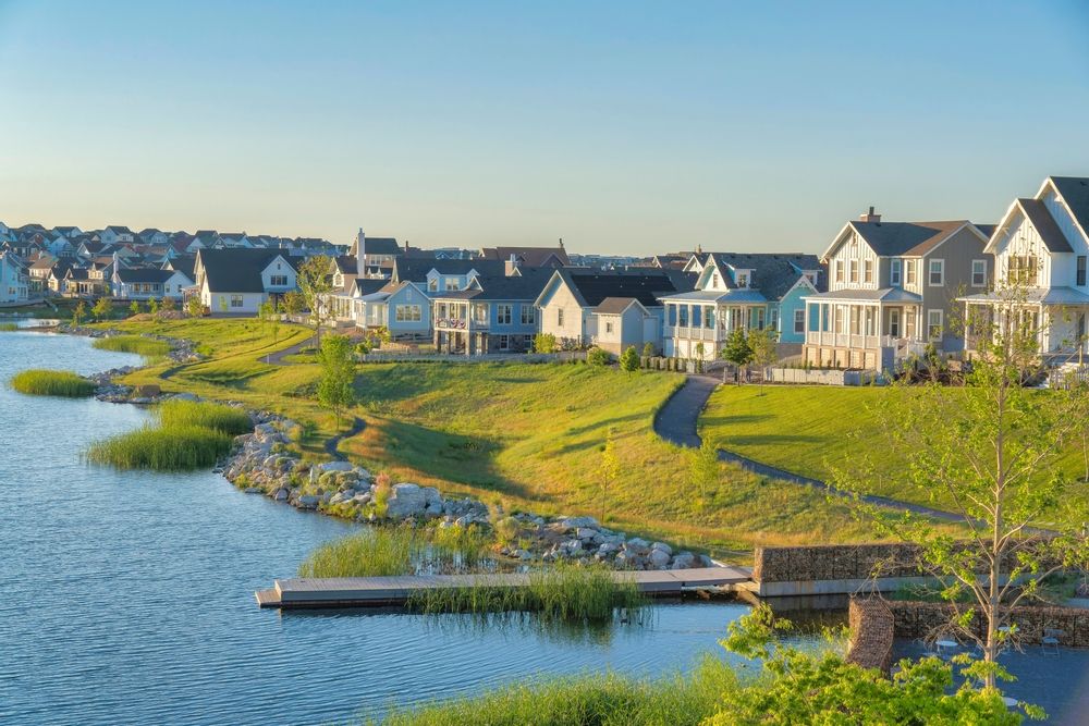 Residential houses near the waters of Oquirrh Lake