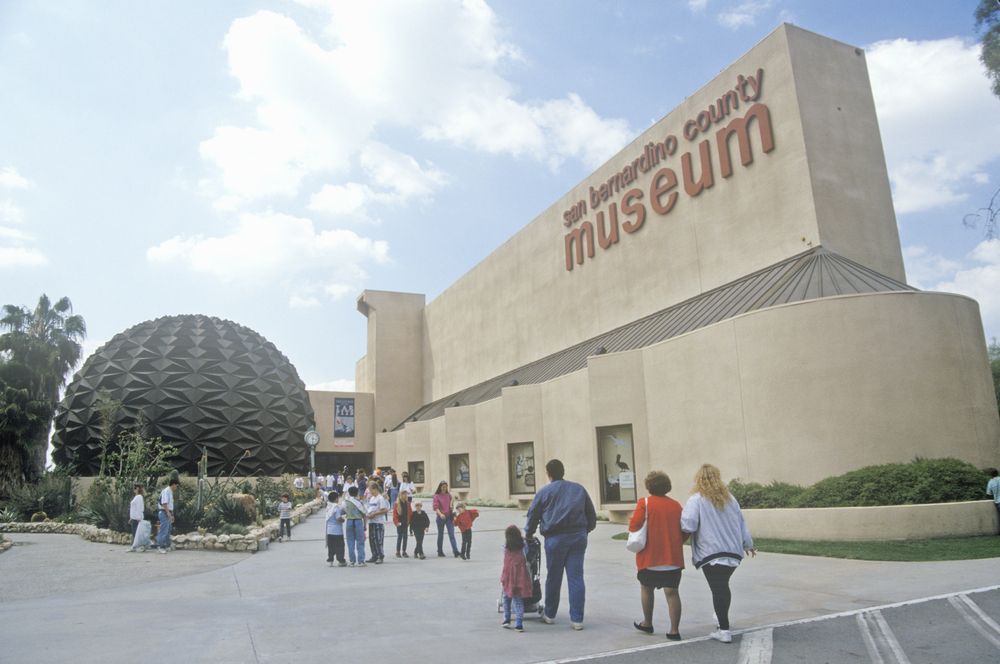 People strolling around San Bernardino County Museum