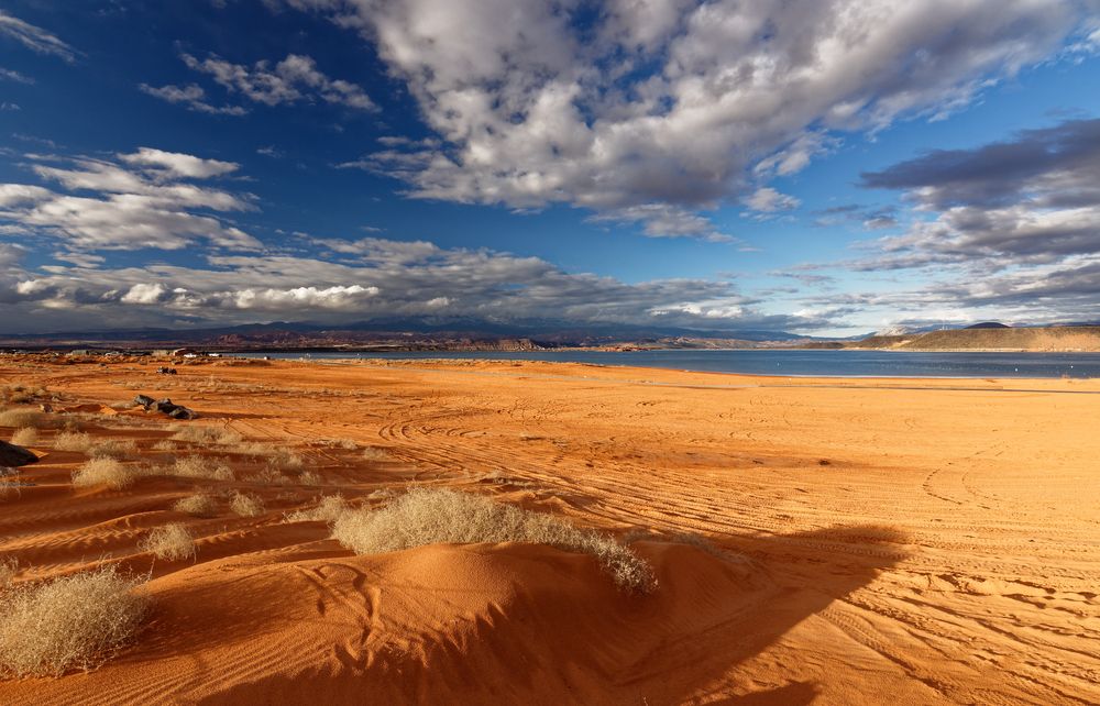 Sand dunes at Sand Hollow State Park