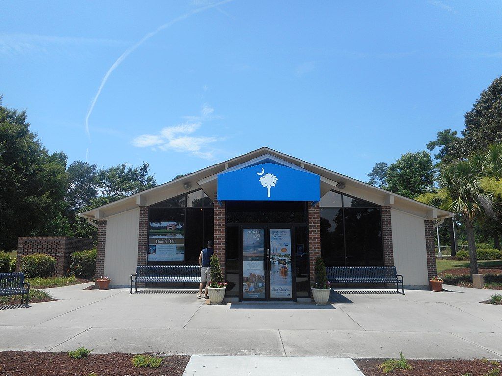 Exterior of Santee Welcome Center