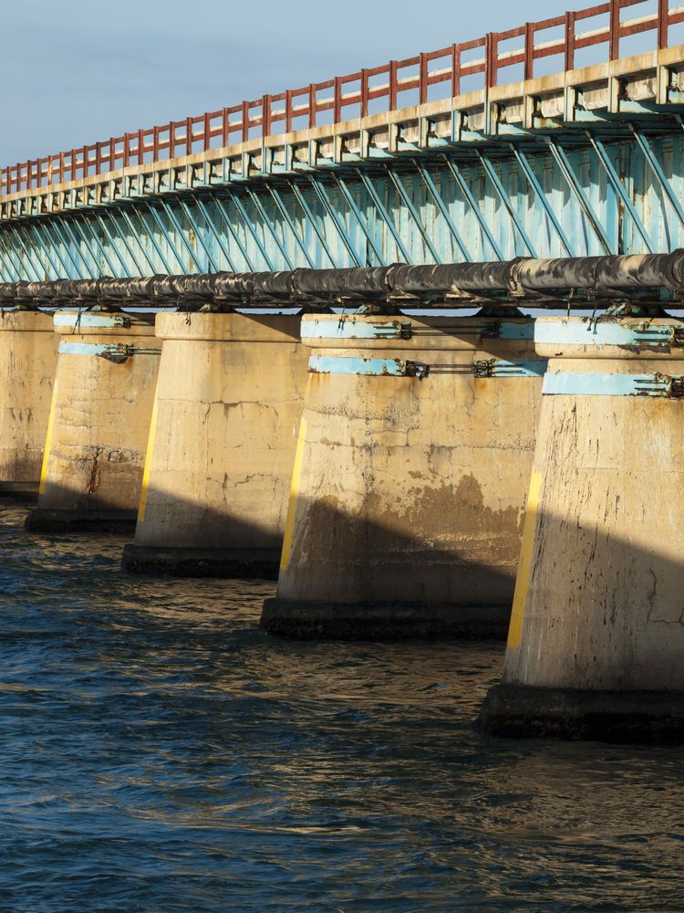Huge pillars at Seven Mile Bridge