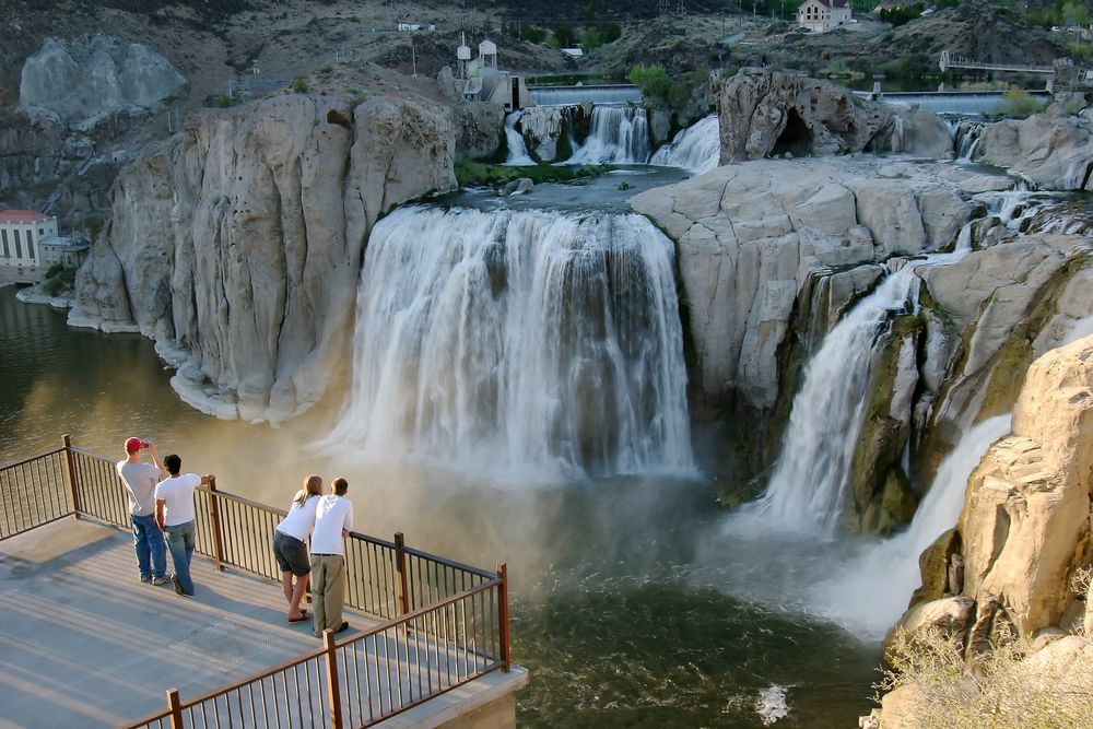 Visitor enjoying the stunning view of Shoshone Falls