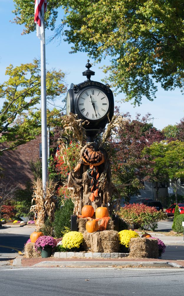 Halloween theme decorated Clock at Sleepy Hollow