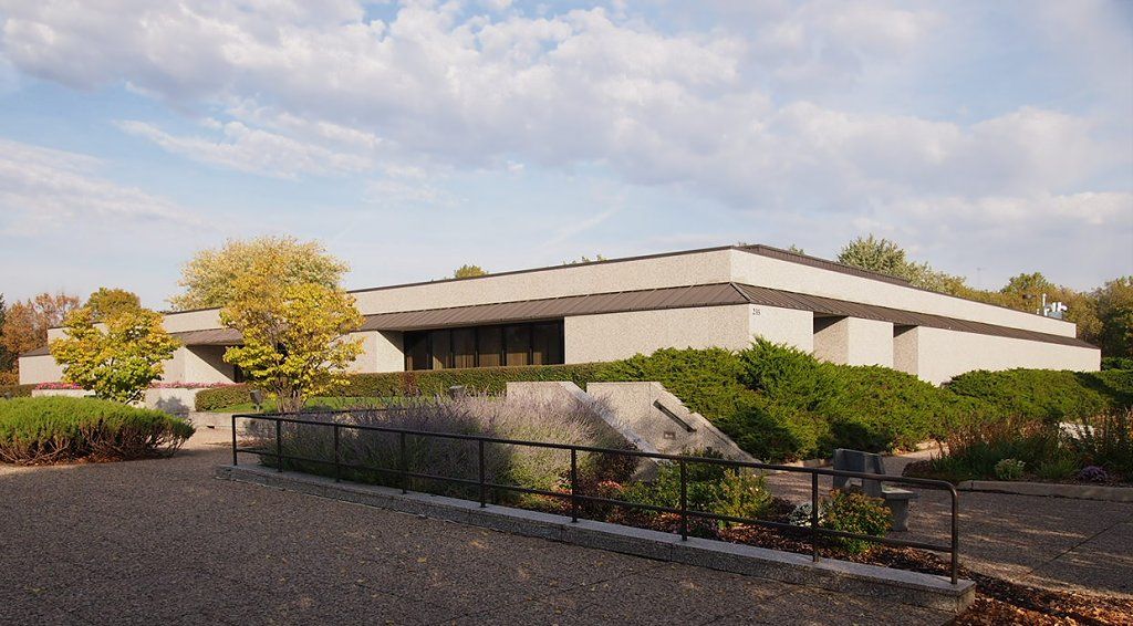 Exterior view of Stearns History Museum in St. Cloud
