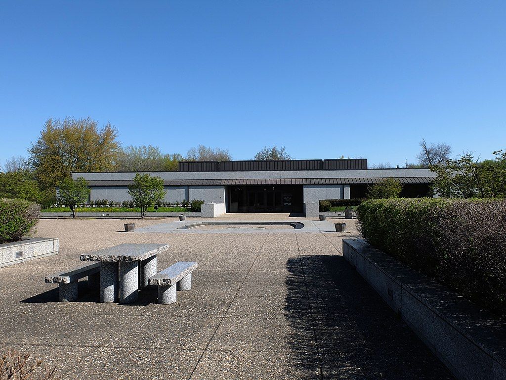 Picnic area at Stearns History Museum in St. Cloud