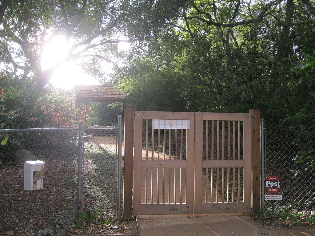Entrance of Storrier Stearns Japanese Garden
