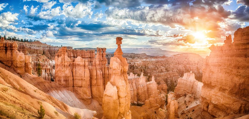 Mesmerizing sunset at Sunset Point