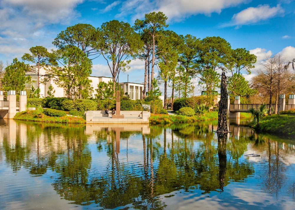 Sydney and Walda Besthoff Sculpture Garden