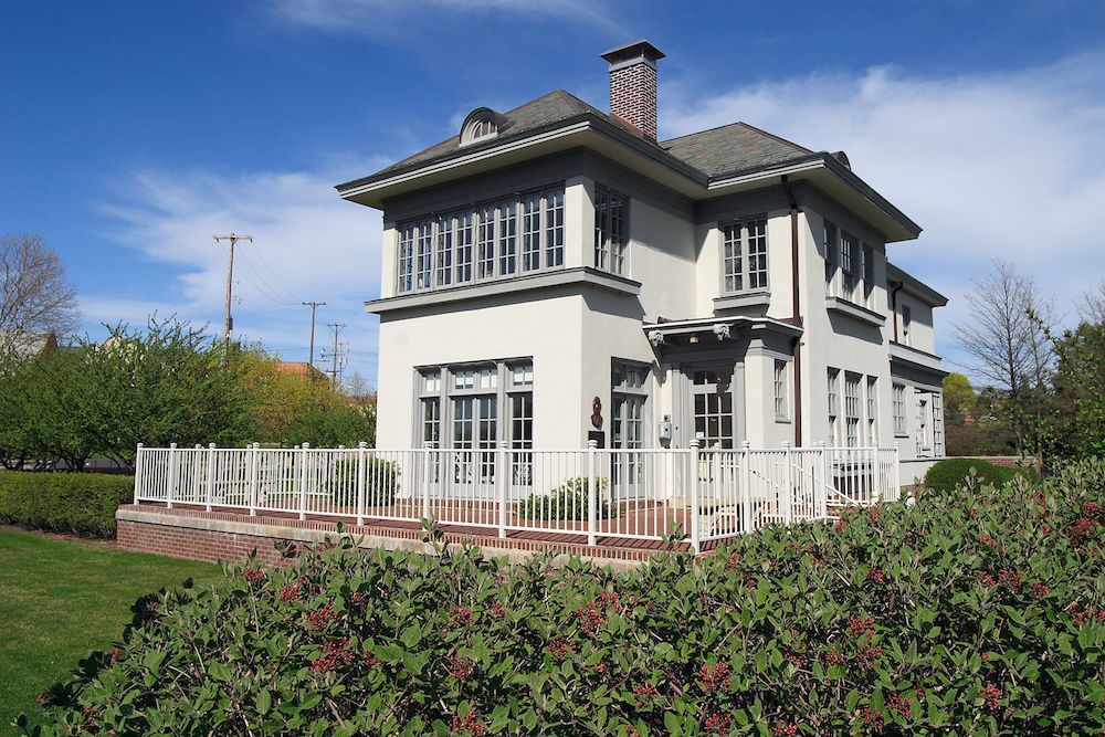 Front view of W.K. Kellogg Estate