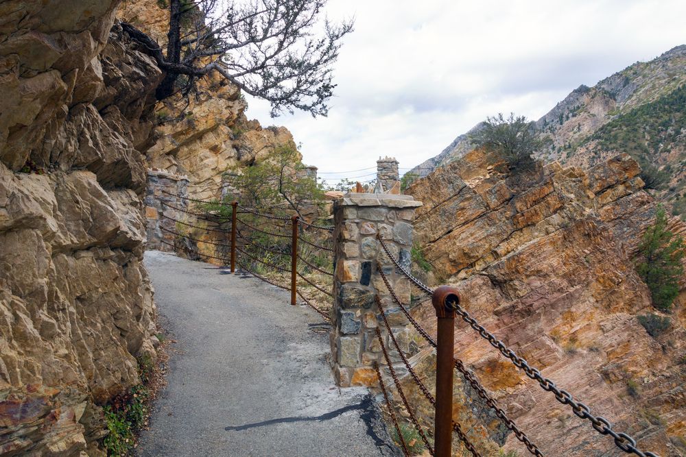 Hiking trail at Timpanogos Cave National Monument