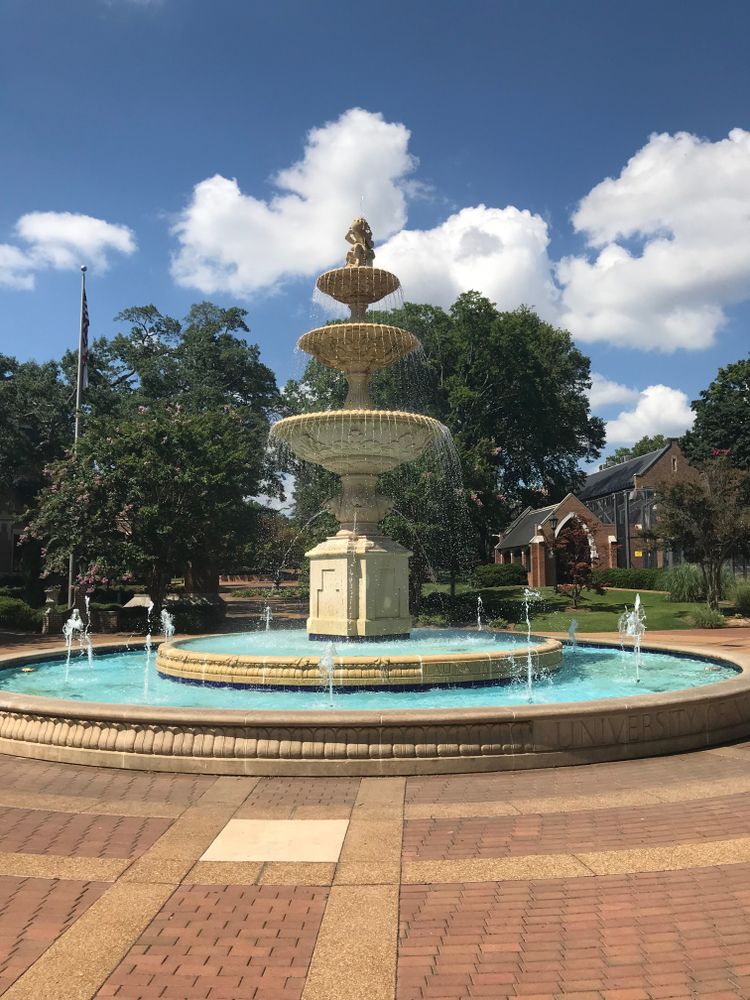 Fountain at the University of North Alabama