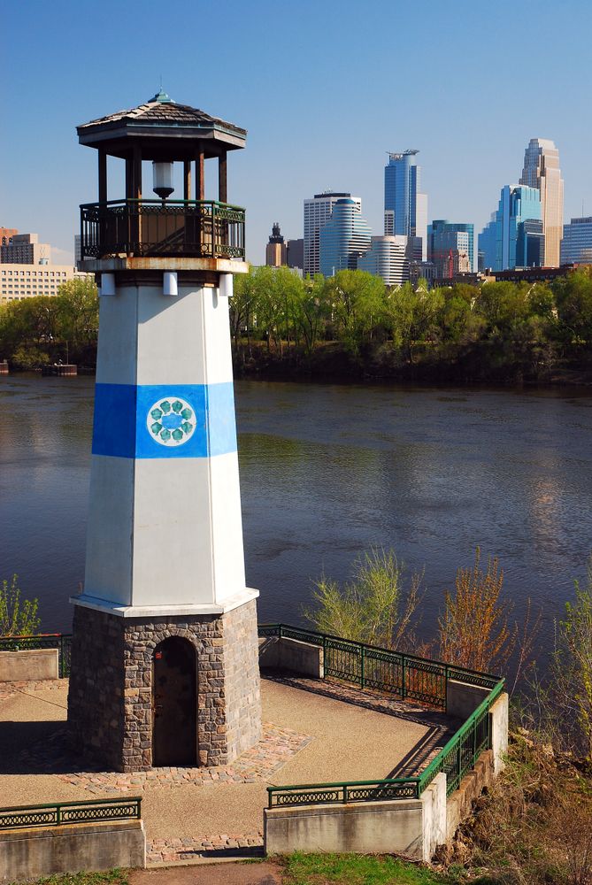 Scenic view of Boom Island Park