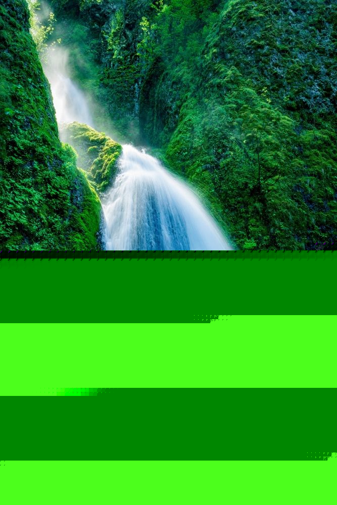 Water pouring down from the Wahkeena Falls