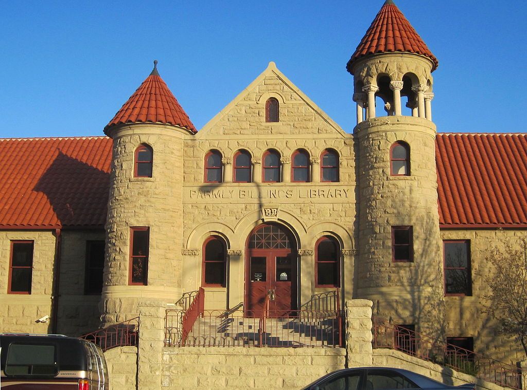 Front view of Western Heritage Center