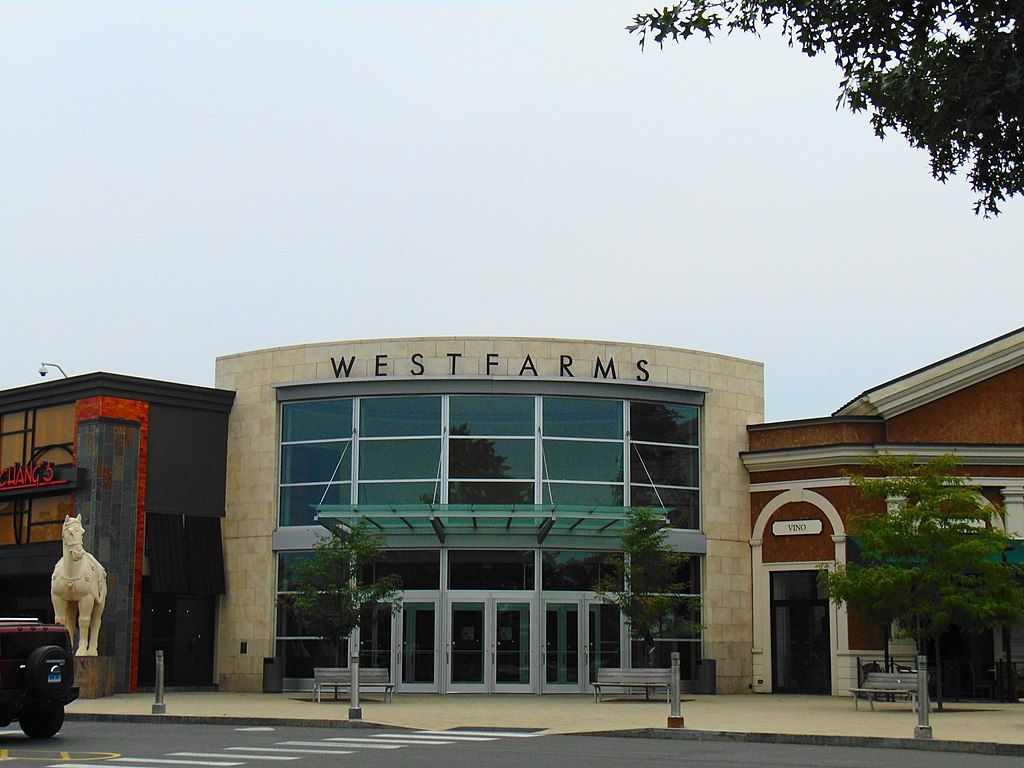 Entrance to Westfarms